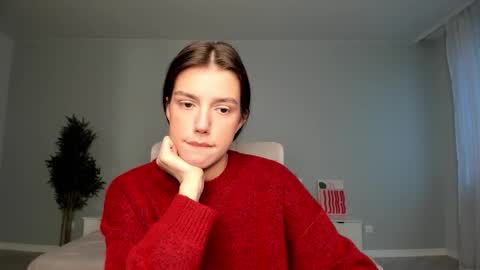 Monica online show from 11-04-25, 01:16