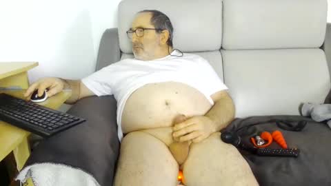 Snapshot of babacool96 chatting on 02-06-25, 08:50 babacool 96 online show from 02-06-25, 08:50