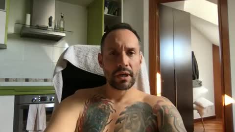 Snapshot of babakeror chatting on 05-04-26, 05:09 BKR online show from 05-04-26, 05:09