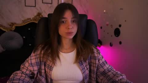 Snapshot of babe_dollie chatting on 05-11-26, 06:41 Babe online show from 05-11-26, 06:41