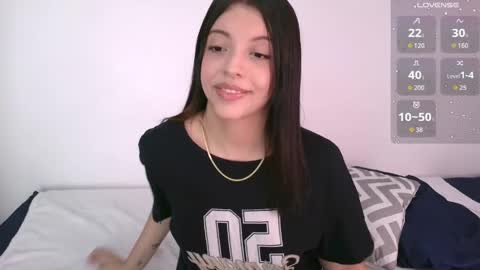 Queen B online show from 05-29-26, 02:20