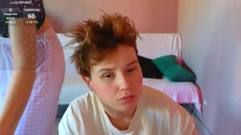 Snapshot of babees_eva chatting on 05-11-26, 02:39 Sweety Eva online show from 05-11-26, 02:39