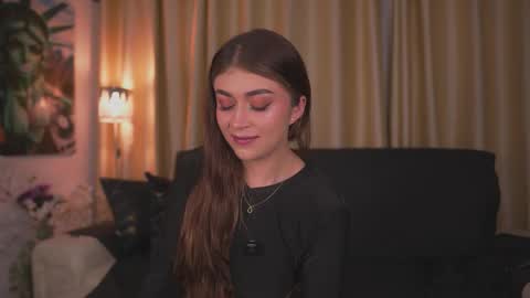 Snapshot of babesamanta chatting on 11-15-25, 03:15 Samanta online show from 11-15-25, 03:15