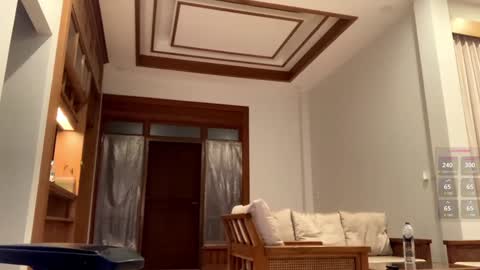 Snapshot of babiej_ chatting on 12-03-24, 03:44 Jialyn online show from 12-03-24, 03:44