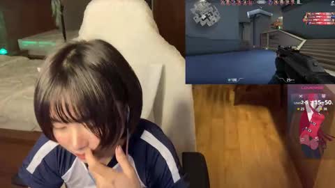 Snapshot of babiej_ chatting on 10-21-25, 07:36 Jialyn online show from 10-21-25, 07:36