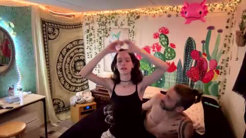 Fern Browning online show from 01-14-25, 04:15