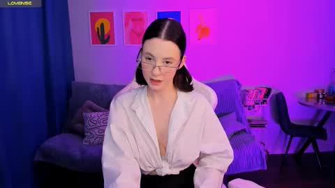 Baby Annabelle online show from 12-17-25, 03:45