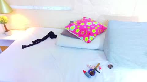 valentina online show from 07-23-26, 12:25
