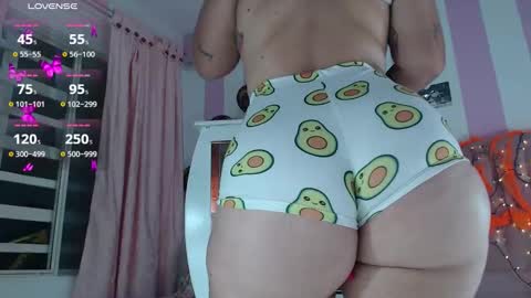 Snapshot of baby_candy22 chatting on 10-22-25, 01:17 zaleya online show from 10-22-25, 01:17