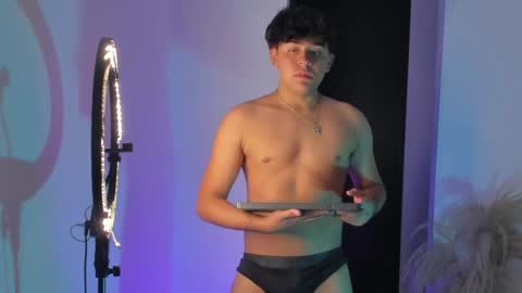 Snapshot of baby_cortesxxx chatting on 06-07-26, 03:32 David Cortes online show from 06-07-26, 03:32
