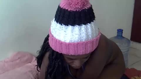 Snapshot of baby_fayyan chatting on 02-26-25, 04:14 baby_fayyan online show from 02-26-25, 04:14