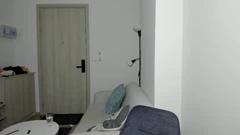 Call me baby  real name Eva   online show from 03-05-25, 12:27