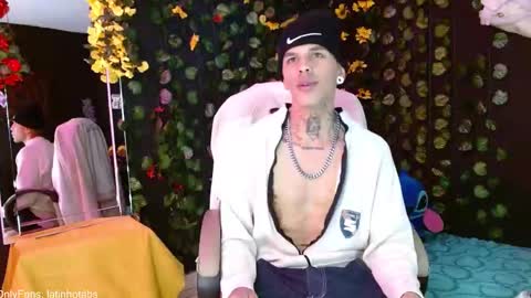 OF GxoXabs online show from 12-24-24, 01:28