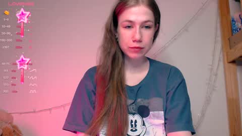 Snapshot of baby_girl_0001 chatting on 01-10-25, 12:17 Kira online show from 01-10-25, 12:17