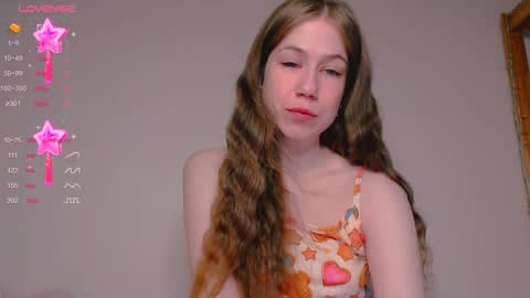 Snapshot of baby_girl_0001 chatting on 03-07-25, 12:58 Kira online show from 03-07-25, 12:58