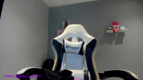 Snapshot of baby_golden chatting on 01-09-26, 04:15 Jhoana Franco online show from 01-09-26, 04:15