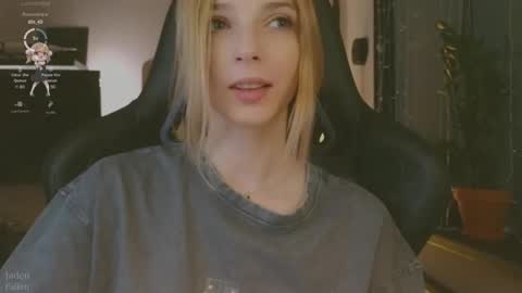 baby gopn1k online show from 12-24-24, 05:16