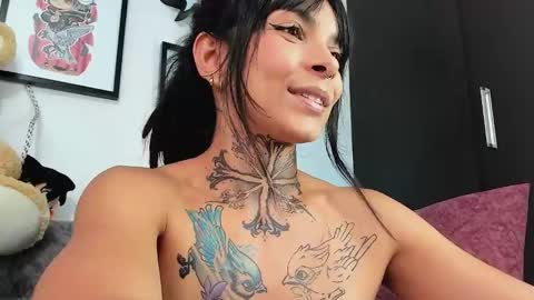 Snapshot of baby_greedy3 chatting on 02-04-25, 03:47 BomBom online show from 02-04-25, 03:47