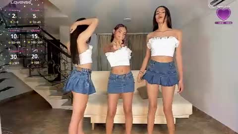 baby_kitty12 online show from 06-15-26, 01:41