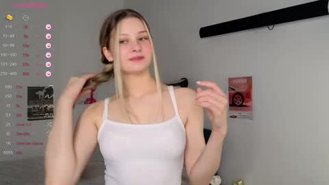 Snapshot of baby_ruth chatting on 10-18-25, 08:42 Ruth online show from 10-18-25, 08:42