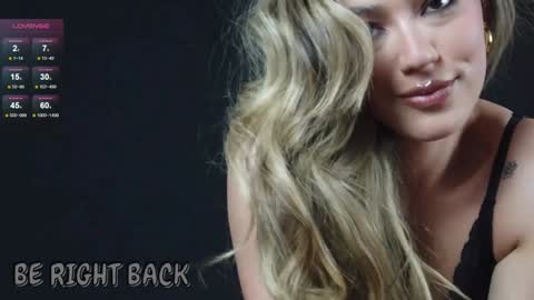 Snapshot of baby_sammyy chatting on 12-19-25, 10:17 Baby Sammyy online show from 12-19-25, 10:17