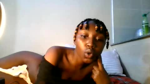 baby_smiler online show from 05-17-26, 04:14