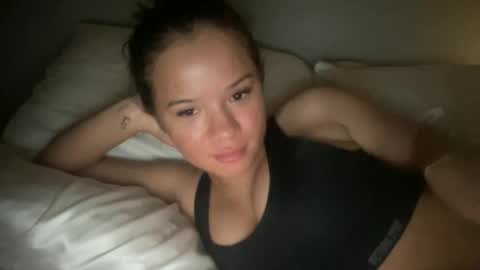 Snapshot of babyaves chatting on 02-01-26, 07:07 babyaves online show from 02-01-26, 07:07