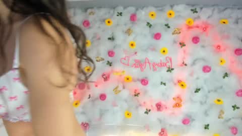 Aylin  online show from 01-31-25, 10:31