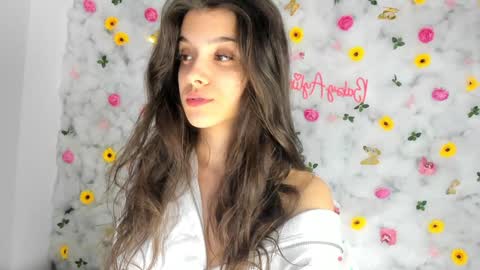 Aylin  online show from 02-26-25, 04:36