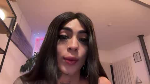 Snapshot of babybriexxx_ chatting on 09-25-25, 02:59 Brianna online show from 09-25-25, 02:59