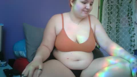 Snapshot of babycakespnw710 chatting on 06-10-26, 02:12 babycakespnw710 online show from 06-10-26, 02:12