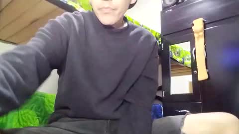 Snapshot of babydarkpink chatting on 02-10-26, 10:25 Dani online show from 02-10-26, 10:25