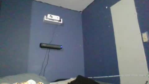 Snapshot of babyelle0 chatting on 12-08-24, 11:19 Your Highness Elle online show from 12-08-24, 11:19