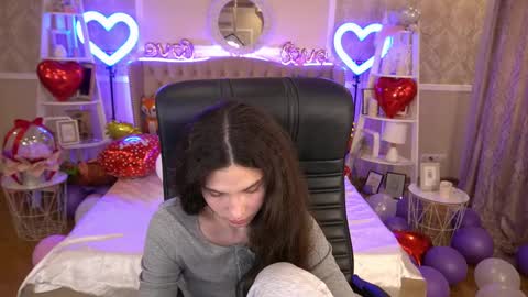 Sasha online show from 02-20-25, 05:01