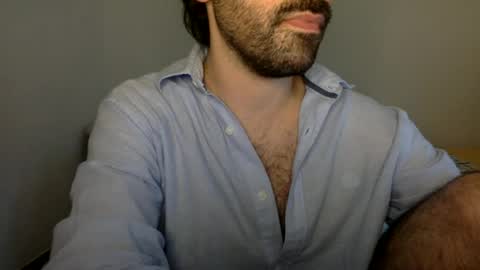 Tom A.    online show from 06-24-26, 03:33
