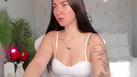 Sophia online show from 09-30-25, 03:22