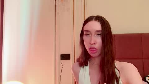 Annie online show from 05-16-26, 10:36