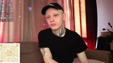 Snapshot of babylola228 chatting on 04-23-26, 03:52 LOLA online show from 04-23-26, 03:52