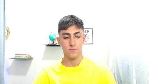 Snapshot of babymaik chatting on 12-23-24, 11:28 babymaik online show from 12-23-24, 11:28