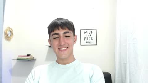 Snapshot of babymaik chatting on 01-18-25, 11:44 babymaik online show from 01-18-25, 11:44
