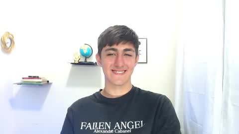 Snapshot of babymaik chatting on 02-04-25, 12:40 babymaik online show from 02-04-25, 12:40
