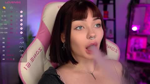 Nika online show from 09-15-25, 08:53