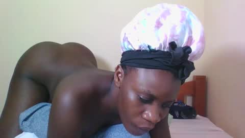 PRISCILLAH online show from 11-22-25, 08:08