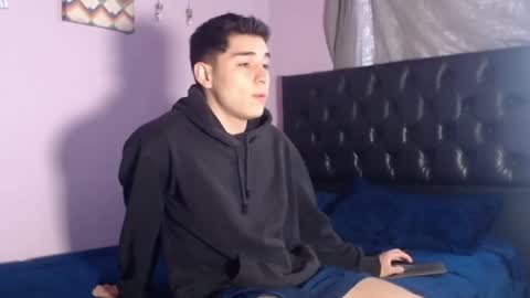 Snapshot of babytwunkz chatting on 09-30-25, 05:29 Hey Im Zayn good to see u here online show from 09-30-25, 05:29