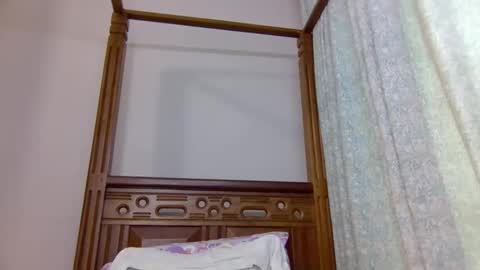 Snapshot of babytylerr chatting on 01-18-26, 08:07 babytylerr online show from 01-18-26, 08:07