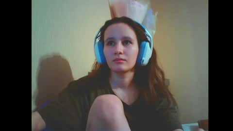 Alice  online show from 01-24-25, 12:20