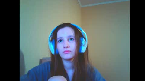 Alice  online show from 01-28-25, 08:15