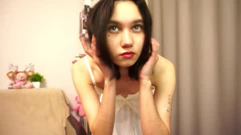 babyydolll69 online show from 10-23-25, 12:37