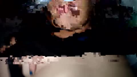 Snapshot of babyymango_ chatting on 02-05-25, 04:59 Gisselle online show from 02-05-25, 04:59