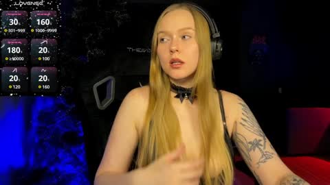 Snapshot of babyytonight chatting on 12-29-24, 07:53 NEXT STREAM 1AM GMT3 Alice online show from 12-29-24, 07:53